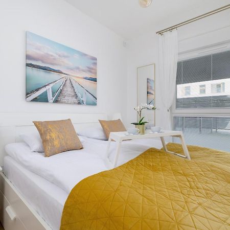 Luxury Two Bedroom Apartment With Terrace And Parking By Renters Prestige Katowice Exterior photo